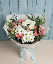 Букет цветов из:  Розы, Лизиантусы и Хризантемы в Андреевской Краснодарского края