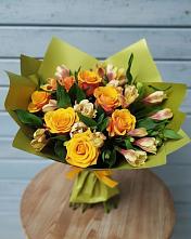 Букет цветов из:  Альстромерии и Розы в Андреевской Краснодарского края