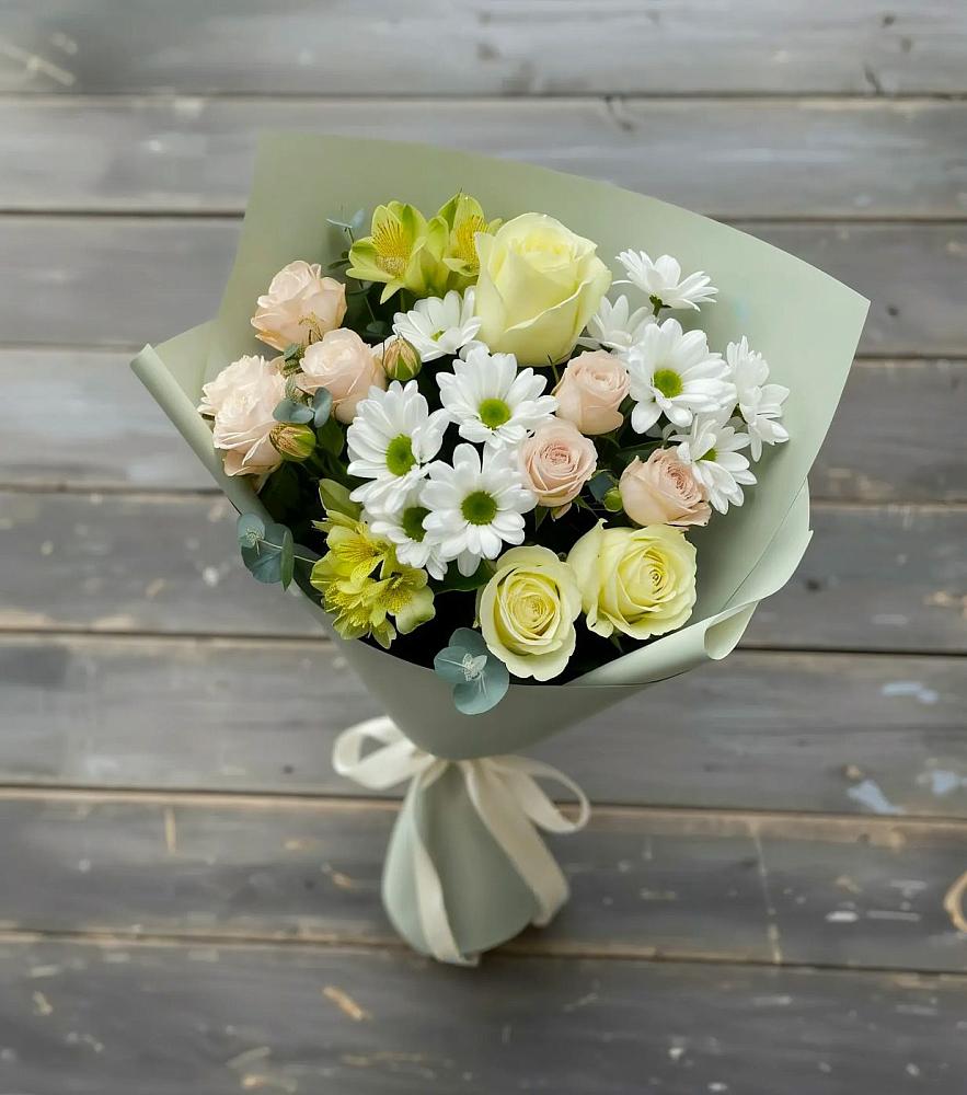 Букет цветов из: Альстромерии, Розы и Хризантемы в Андреевской Краснодарского края