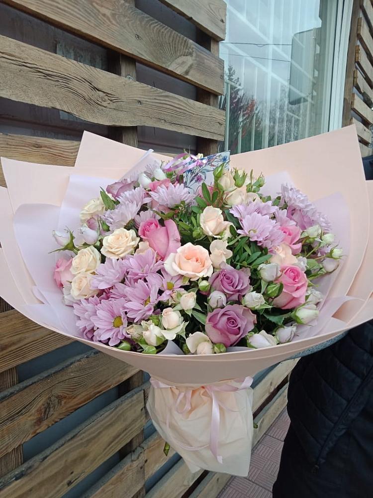 Букет цветов из: Розы и Хризантемы в Андреевской Краснодарского края