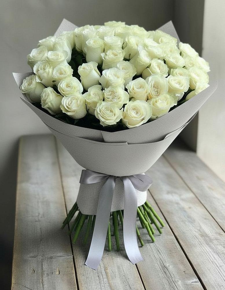 Букет 35 Белых роз в Андреевской Краснодарского края