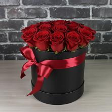 Цветочная композиция из Розы в шляпной коробке в Андреевской Краснодарского края