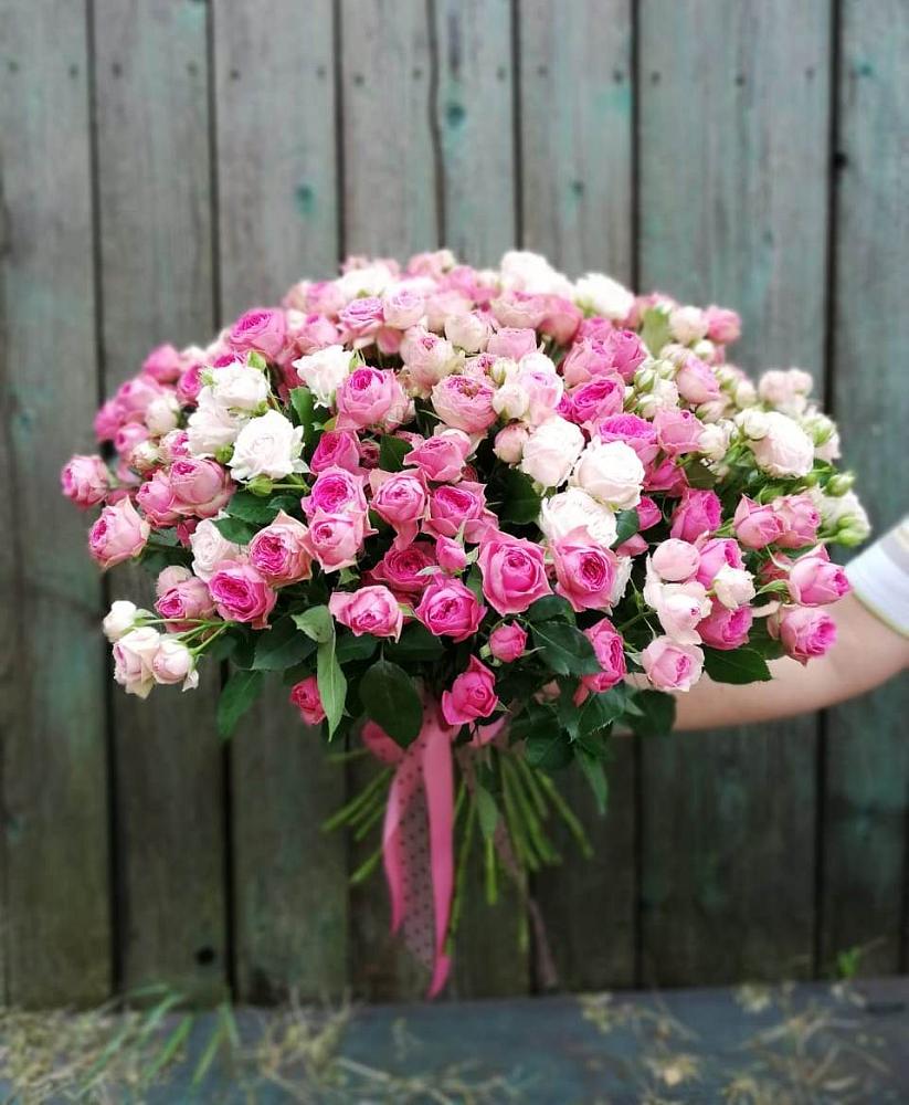 Букет Розовые кустовые розы Натали и Лав Лидия в Андреевской Краснодарского края